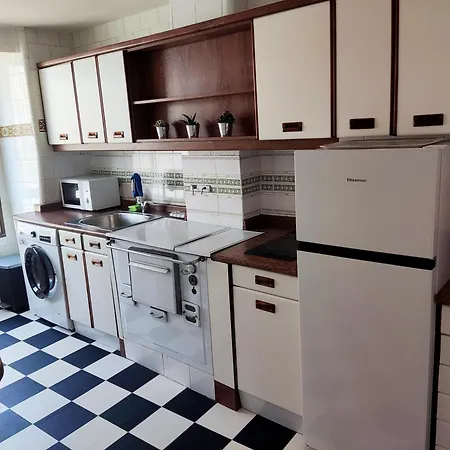 Con Encanto En El Puerto De Appartamento